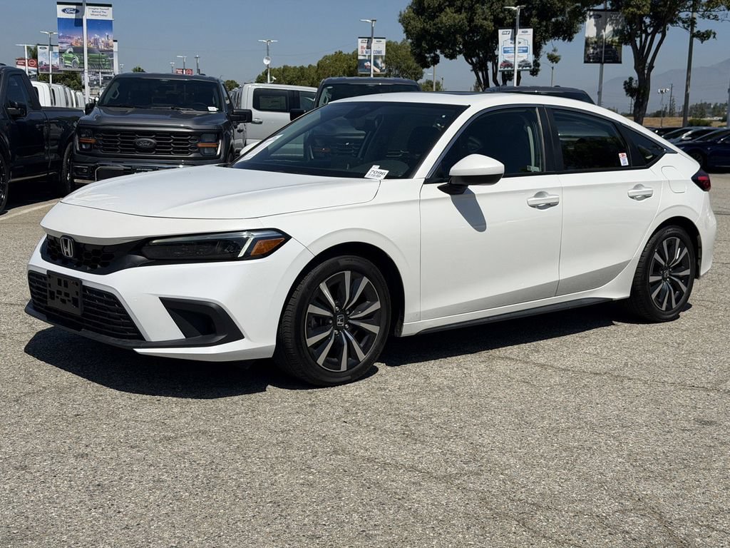 Used 2024 Honda Civic EX-L image 3