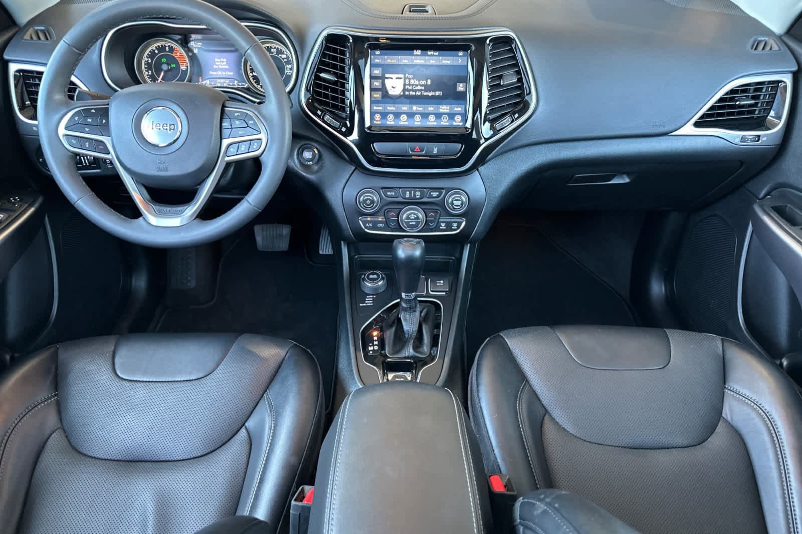 Used 2022 Jeep Cherokee Limited AWD/4WD image 3