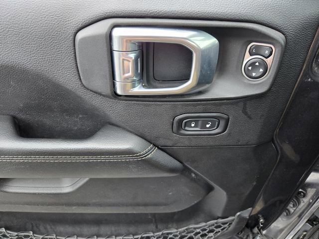 Used 2021 Jeep Wrangler Unlimited Sahara AWD/4WD image 31