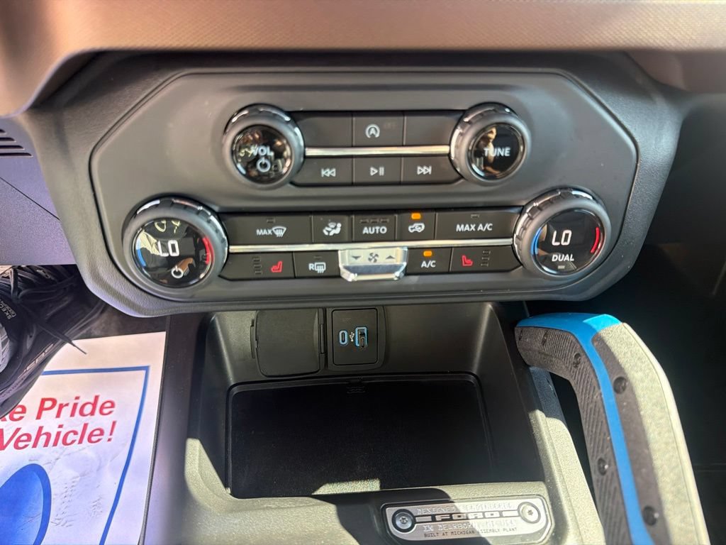 Certified 2023 Ford Bronco Outer Banks AWD/4WD image 34