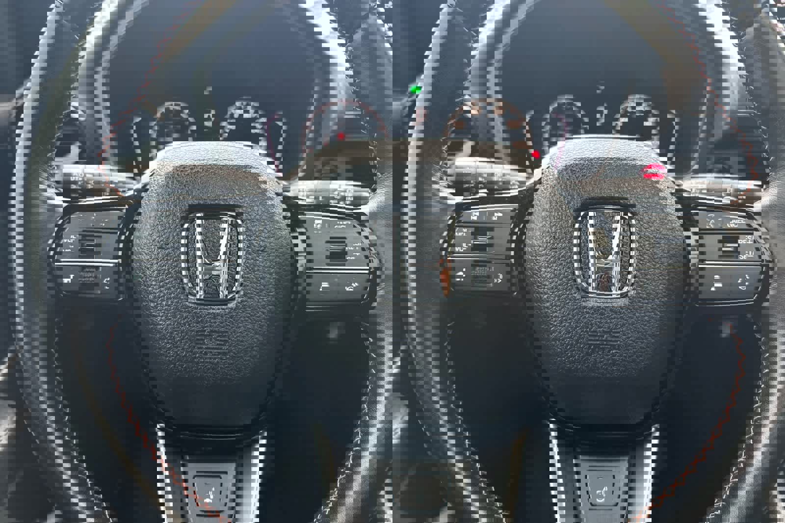 Used 2023 Honda Pilot TrailSport image 24