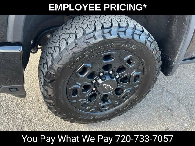 Used 2024 Chevrolet Silverado 2500 High Country w/ High Country Premium Package AWD/4WD image 11