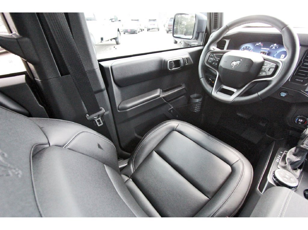 Certified 2026 Ford Bronco Badlands AWD/4WD image 11