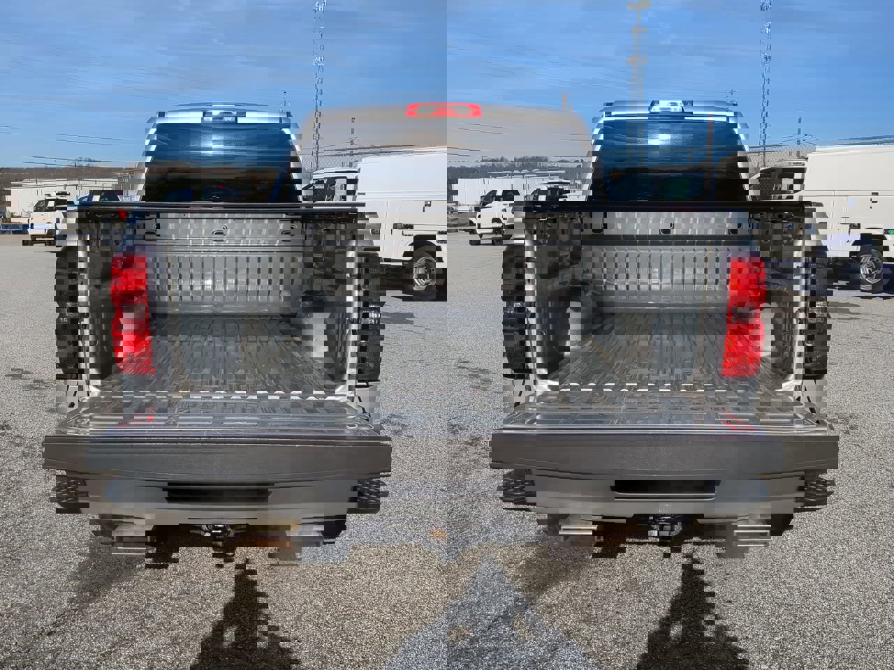 Used 2018 Chevrolet Silverado 1500 Custom w/ Custom Value Package image 11