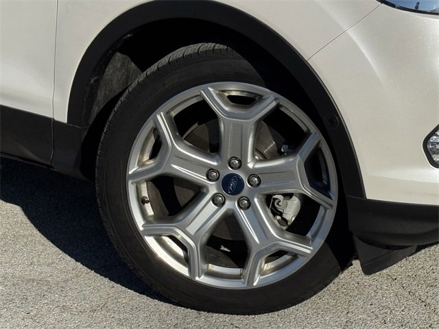 Certified 2019 Ford Escape Titanium image 32