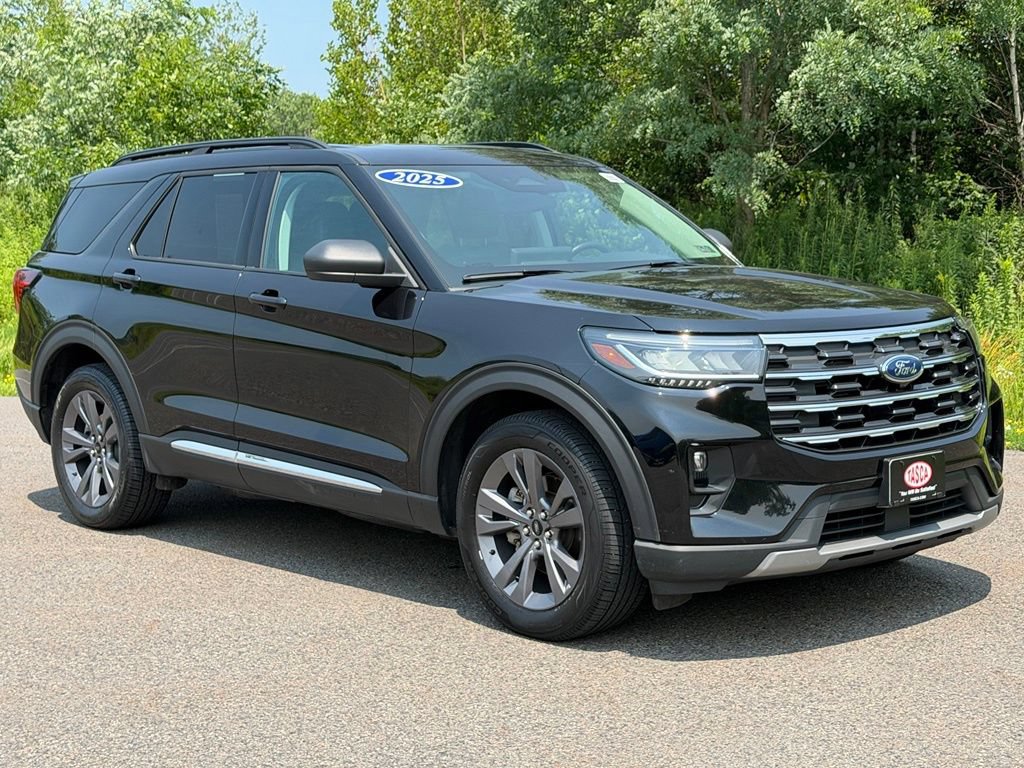 Certified 2025 Ford Explorer Active w/ Active Comfort Package