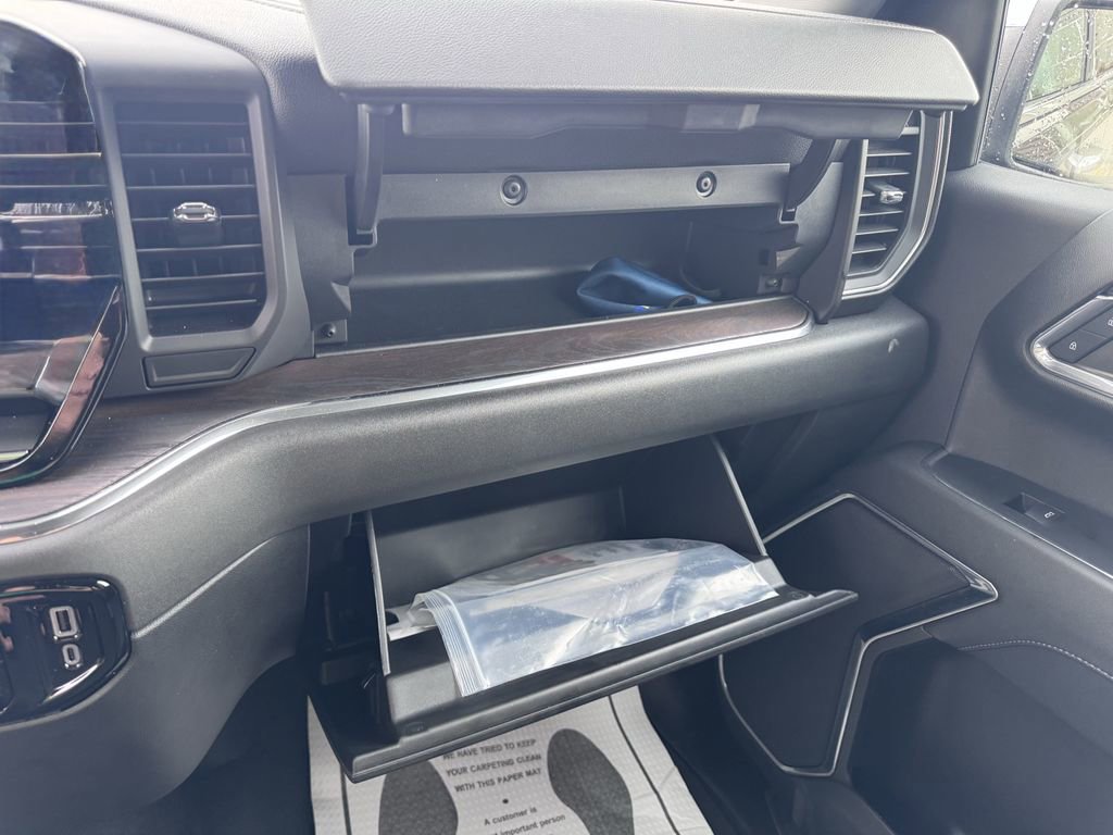 Used 2024 GMC Sierra 1500 SLT image 24