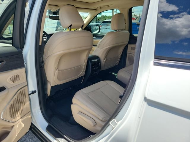 Used 2021 Jeep Grand Cherokee L Limited RWD image 10