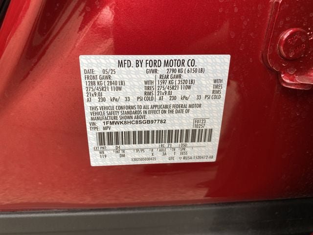Certified 2025 Ford Explorer Platinum w/ Ultimate Package AWD/4WD image 42