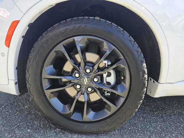 Used 2023 Dodge Durango R/T AWD/4WD image 9