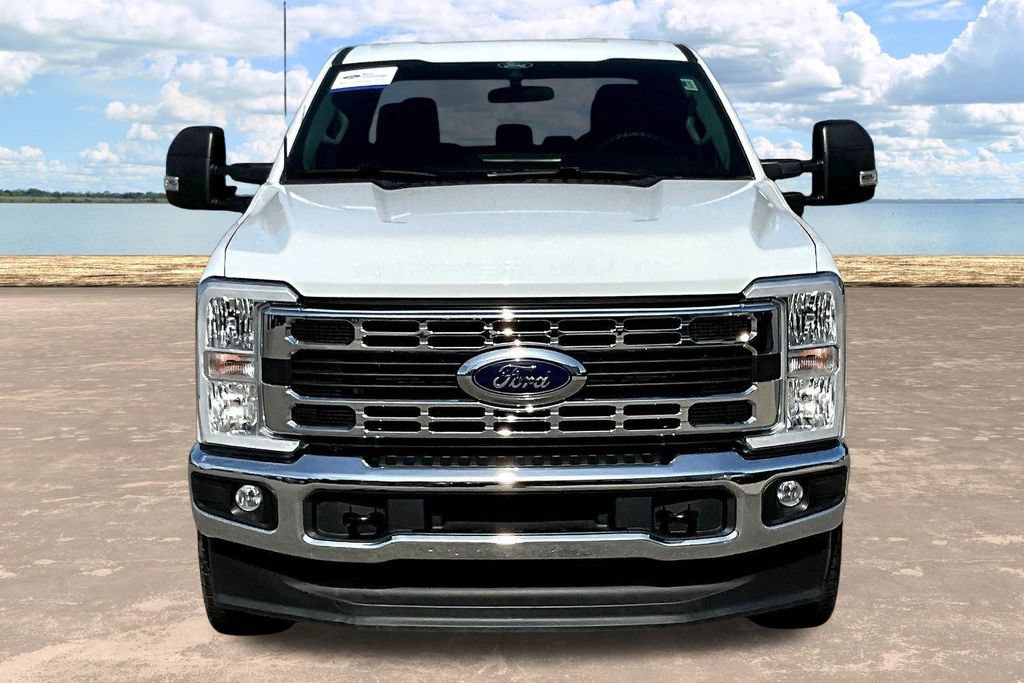 Certified 2025 Ford F250 XLT AWD/4WD image 2