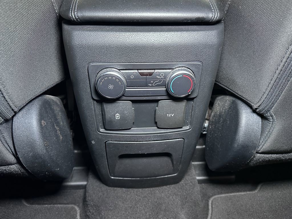 Certified 2022 Ford Explorer XLT image 28