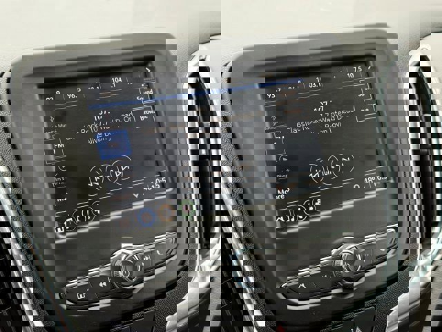 Used 2022 Chevrolet Equinox LT w/ LPO, Floor Liner Package image 26