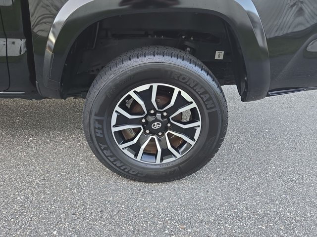 Used 2021 Toyota Tacoma TRD Sport RWD image 23