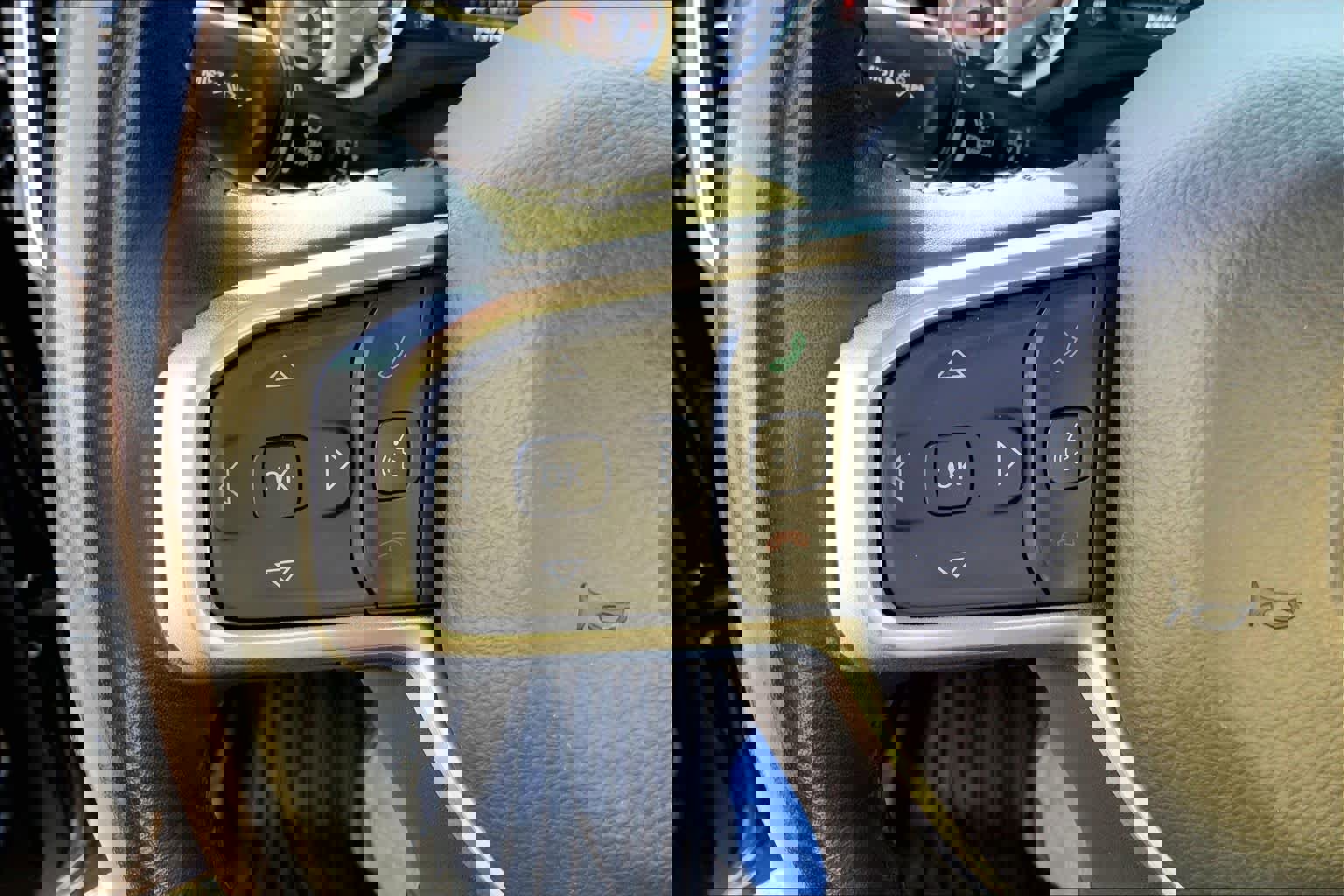 Used 2022 RAM 1500 Laramie image 22