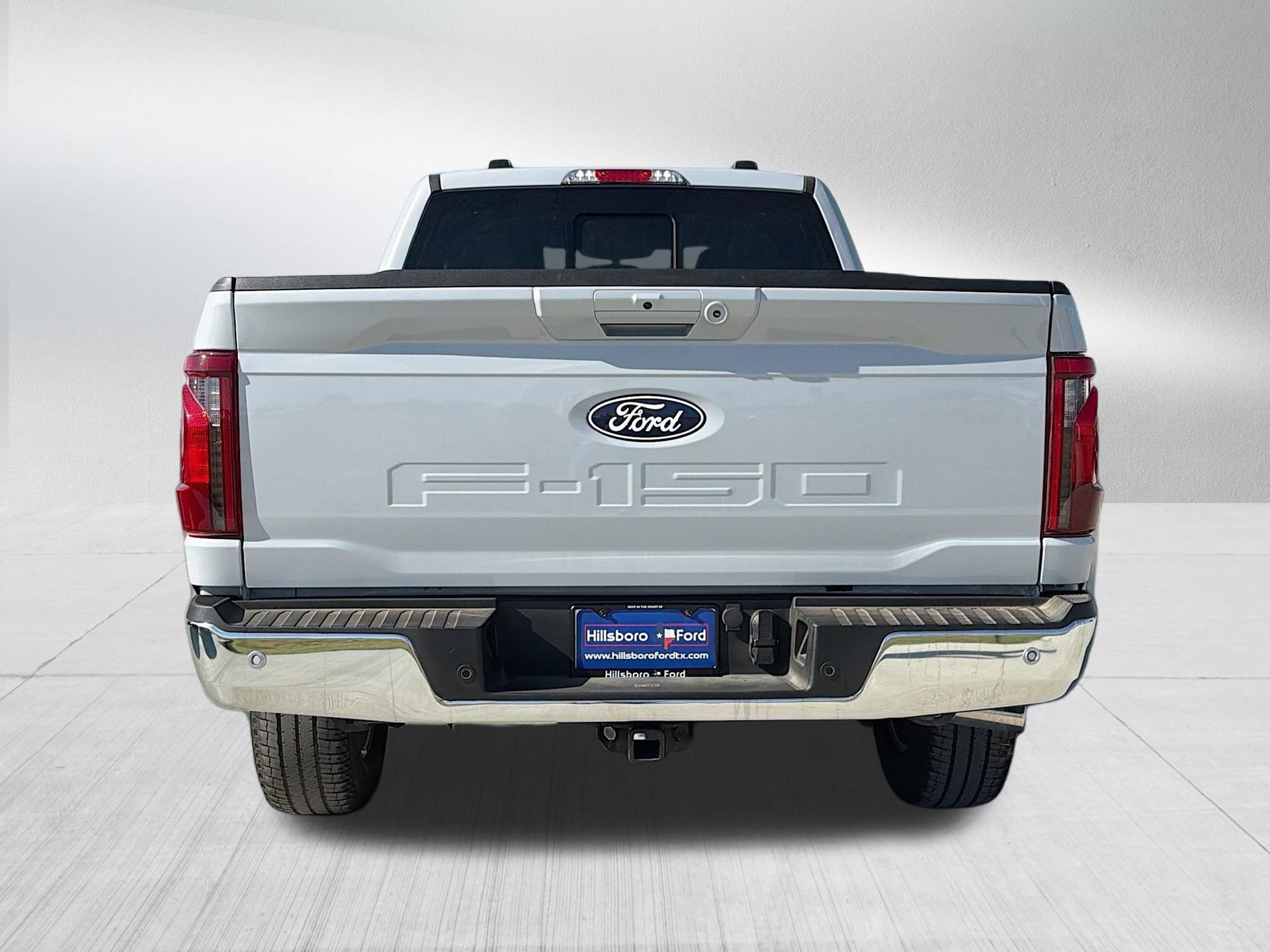 Certified 2025 Ford F150 XLT w/ Equipment Group 302A MID AWD/4WD image 8