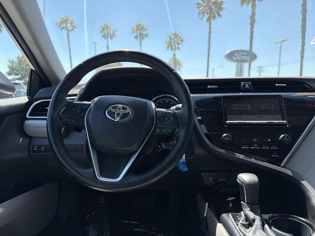 Used 2018 Toyota Camry SE FWD image 11