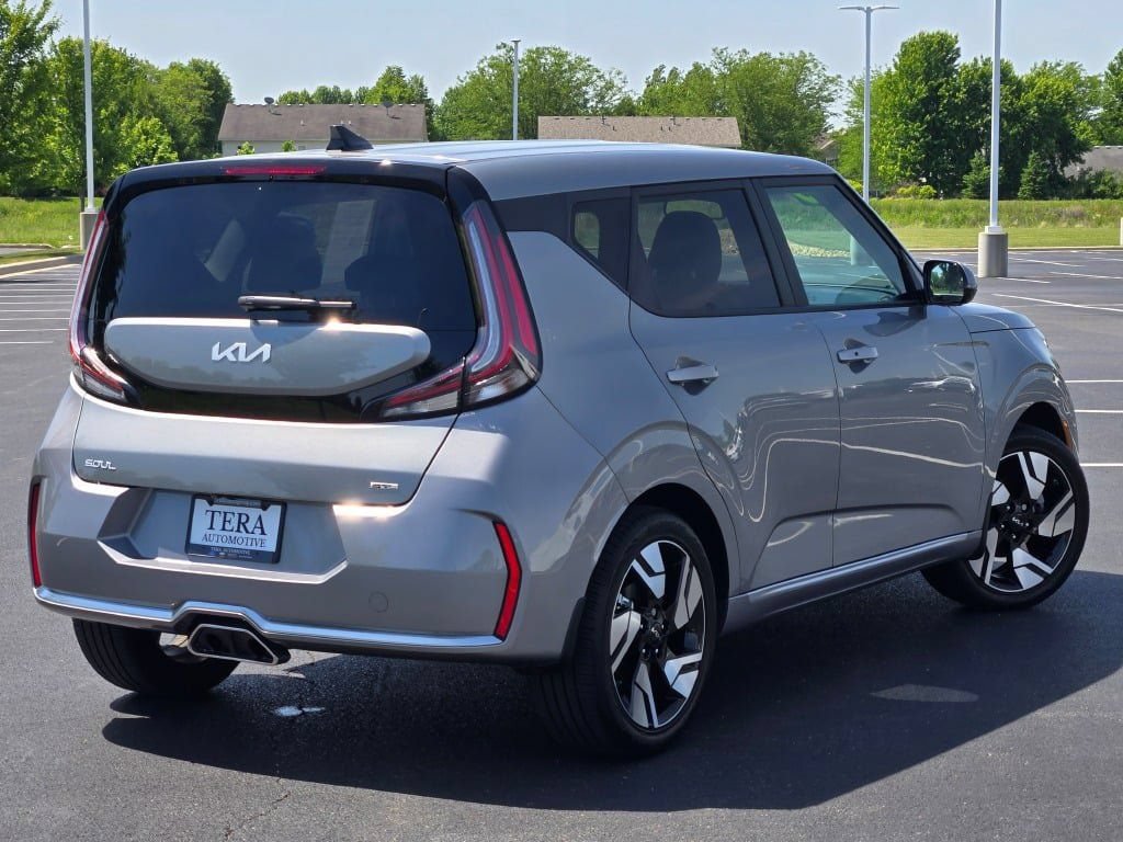 Used 2025 Kia Soul GT-Line w/ GT-Line Technology Package FWD image 11