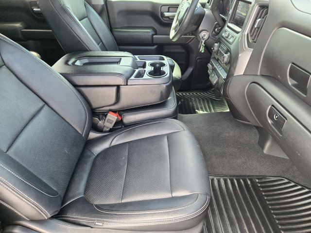 Used 2020 Chevrolet Silverado 1500 Custom w/ Custom Value Package image 13
