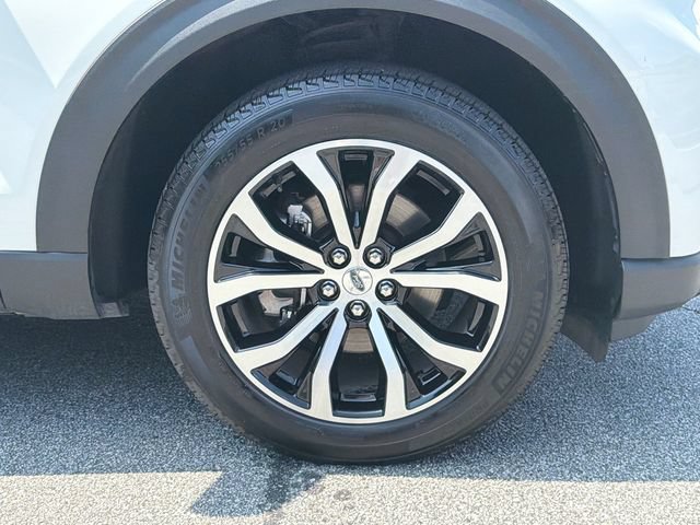 Certified 2025 Ford Explorer ST-Line AWD/4WD image 14