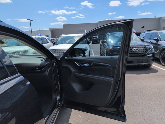 Used 2021 Buick Envision Essence w/ Sport Touring Package FWD image 14