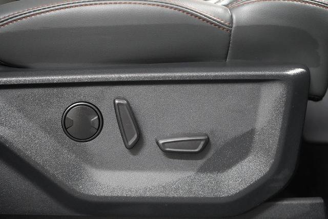 Certified 2025 Ford Expedition Active AWD/4WD image 27
