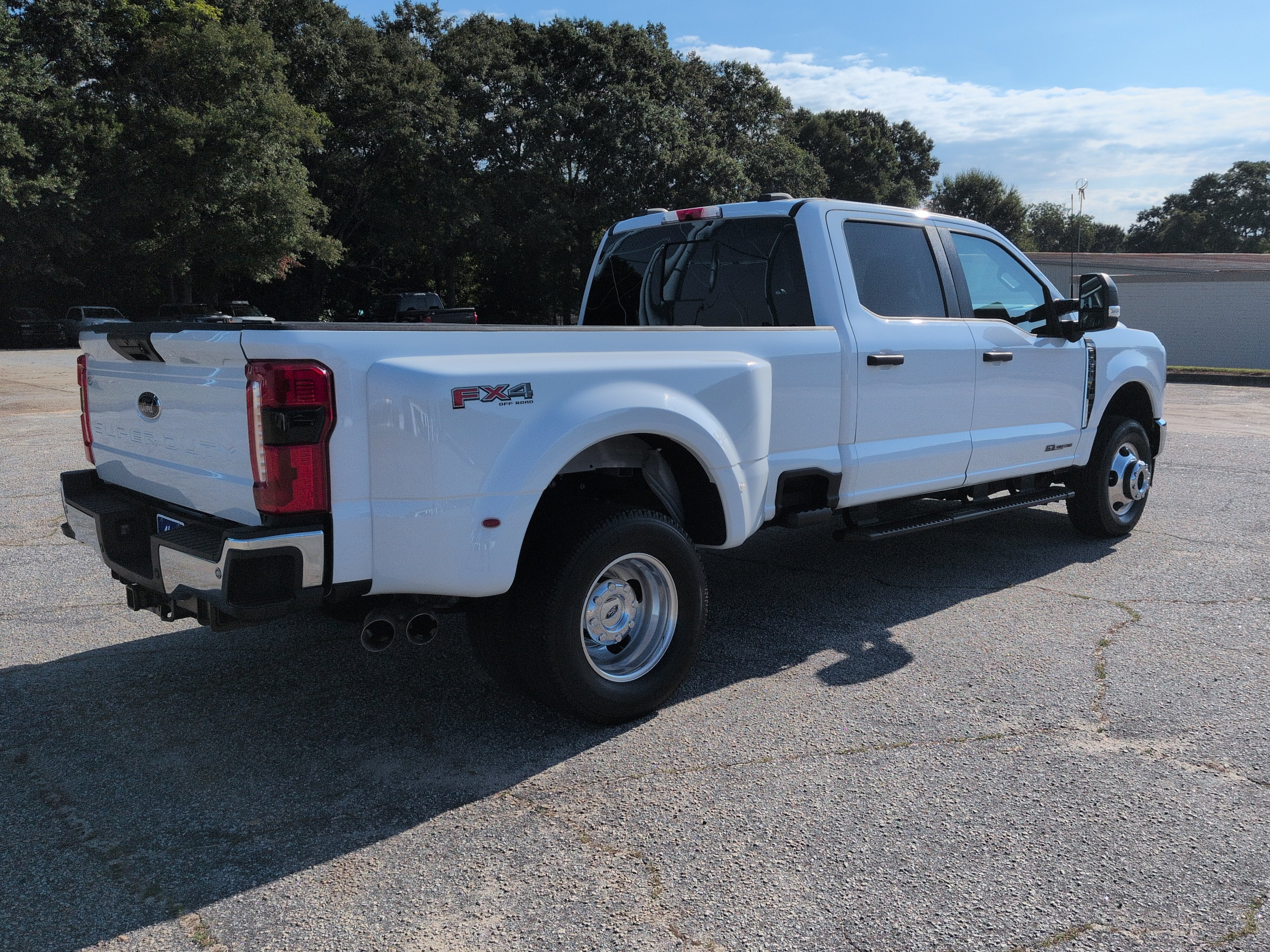 Certified 2025 Ford F350 XL w/ 360-Degree Camera Package AWD/4WD image 3