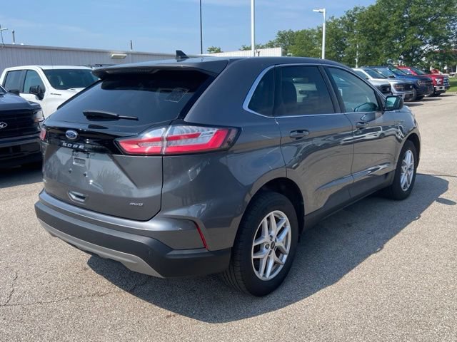 Certified 2024 Ford Edge SEL w/ Convenience Package AWD/4WD image 3