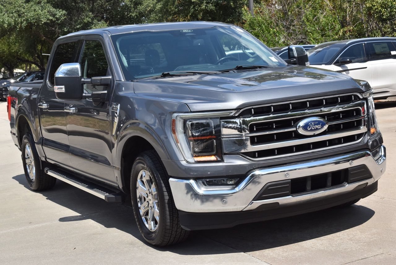 Certified 2022 Ford F150 Lariat w/ Equipment Group 502A High RWD image 4