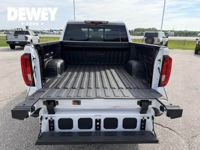 Used 2025 GMC Sierra 1500 Denali w/ Denali Reserve Package AWD/4WD image 8