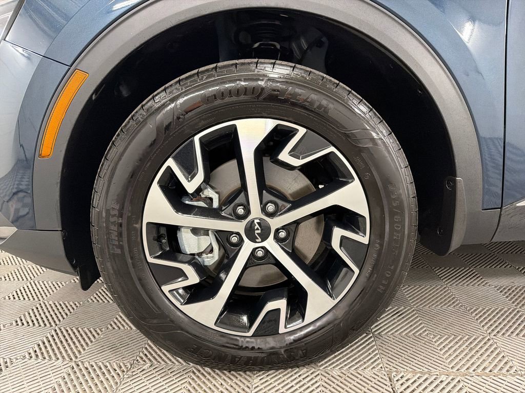 Used 2025 Kia Sportage EX w/ EX Premium Package AWD/4WD image 14