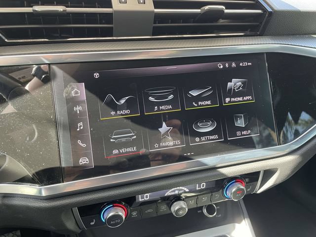 Used 2025 Audi Q3 2.0T Premium AWD/4WD image 13