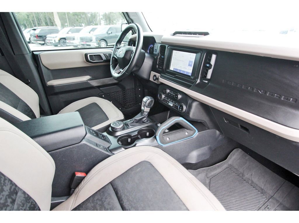 Certified 2022 Ford Bronco Wildtrak AWD/4WD image 25