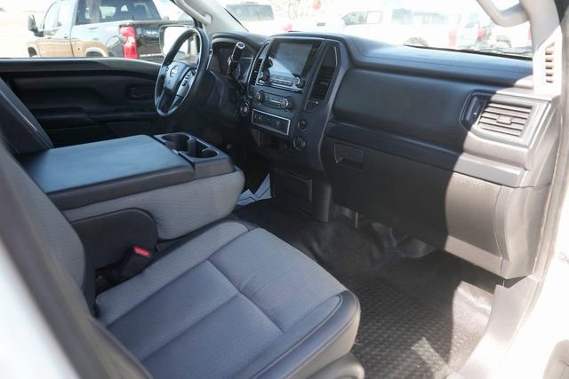 Used 2021 Nissan Titan S w/ S Utility Package image 17