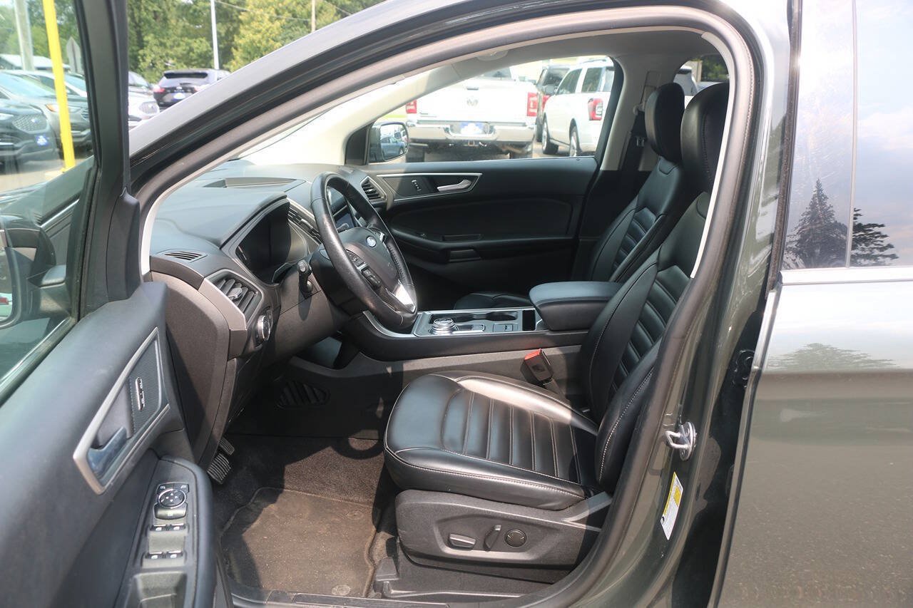 Certified 2024 Ford Edge SEL AWD/4WD image 30