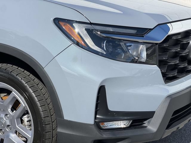 Used 2025 Honda Passport EX-L image 7