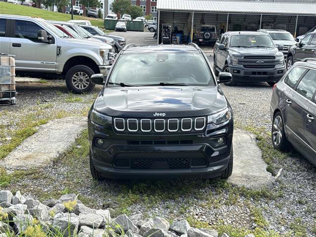 Used 2022 Jeep Compass Latitude AWD/4WD image 1