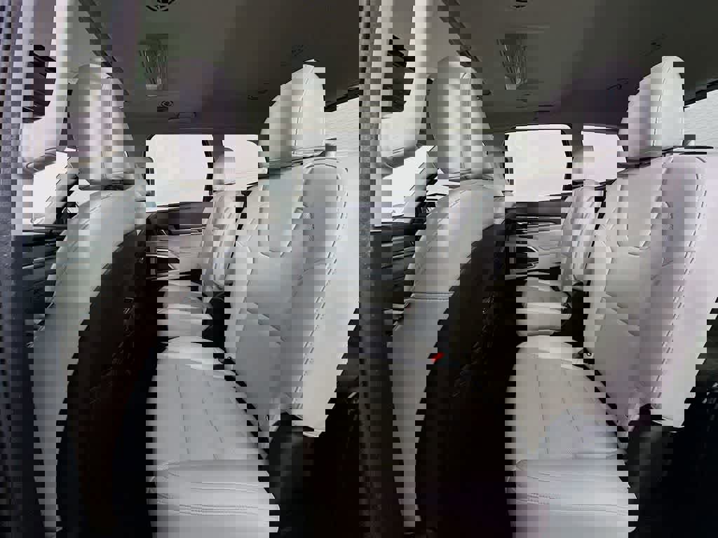 Used 2021 Kia Telluride S image 16