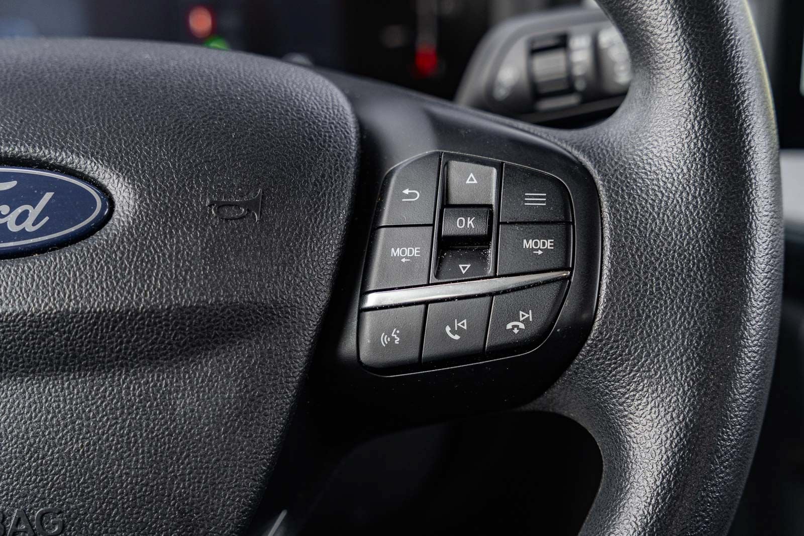 Certified 2025 Ford Maverick XLT FWD image 24