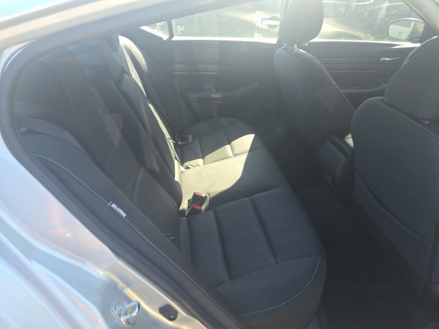 Used 2024 Nissan Altima 2.5 SV FWD image 31