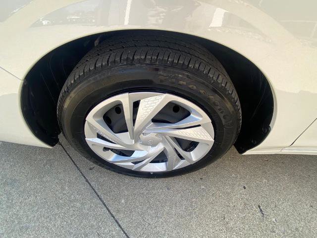 Used 2024 Subaru Impreza 2.0i image 8