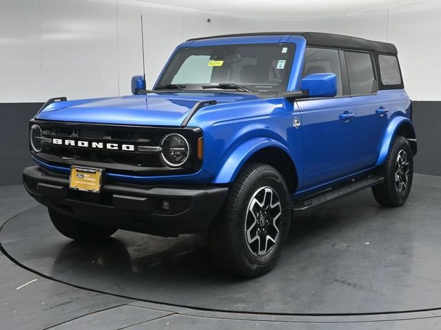 Certified 2023 Ford Bronco Outer Banks AWD/4WD image 3
