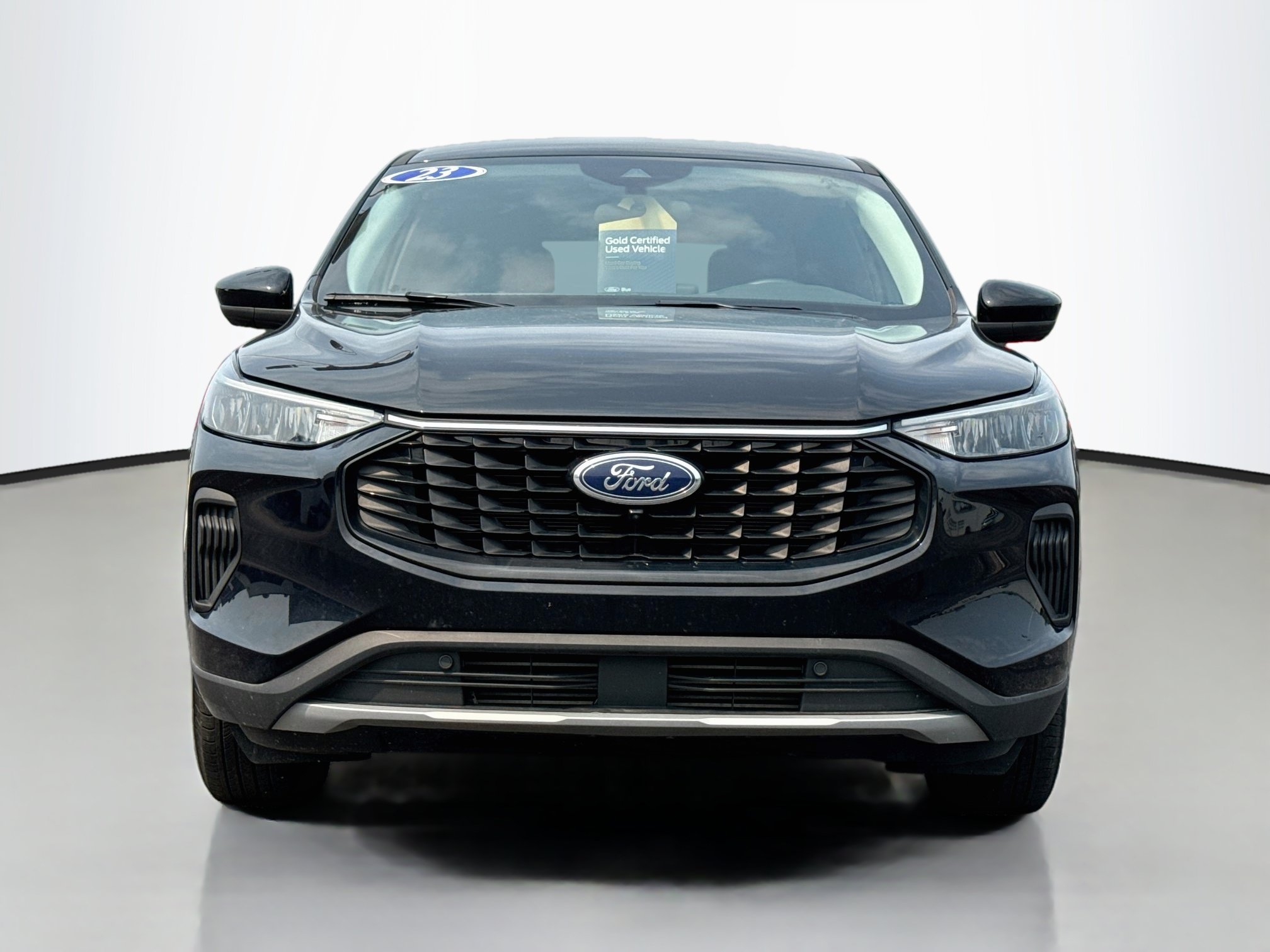 Certified 2023 Ford Escape Active w/ Tech Pack #2 AWD/4WD image 2