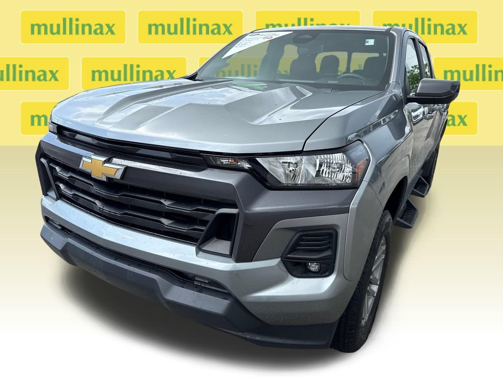 Used 2023 Chevrolet Colorado LT w/ LT Convenience Package RWD image 11