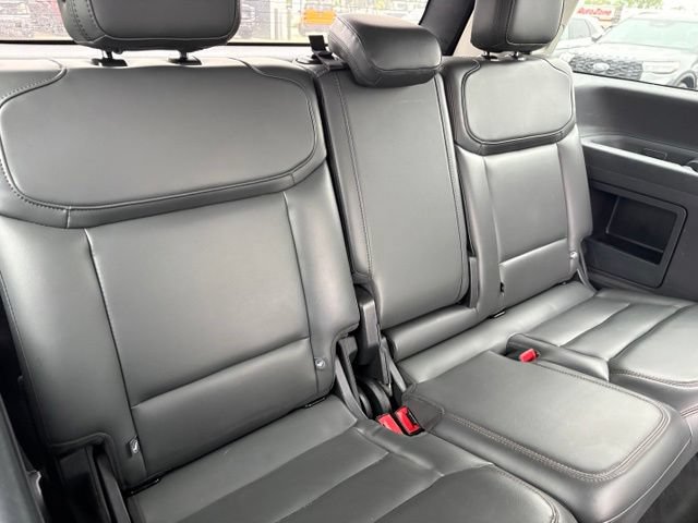Certified 2025 Ford Expedition Active AWD/4WD image 13