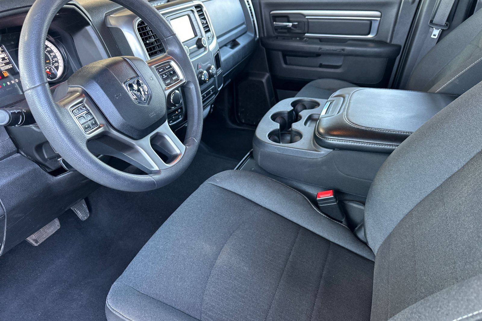 Used 2024 RAM 1500 Classic Warlock AWD/4WD image 9