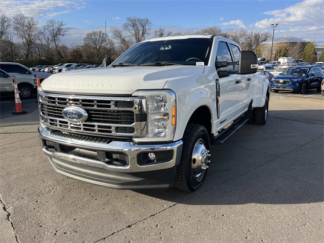 Certified 2023 Ford F350 XLT image 5