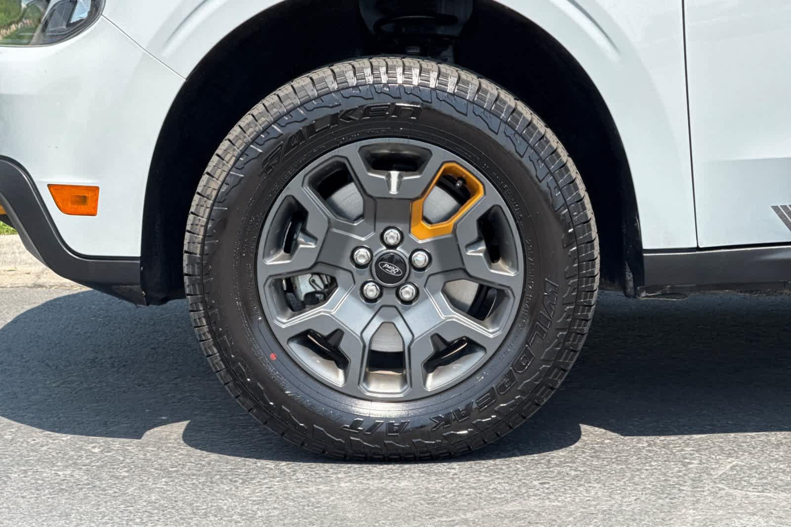 Certified 2023 Ford Maverick Tremor AWD/4WD image 24