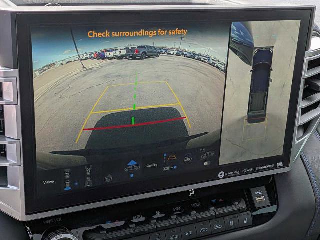 Used 2024 Toyota Tundra Platinum w/ TRD Off-Road Package AWD/4WD image 33