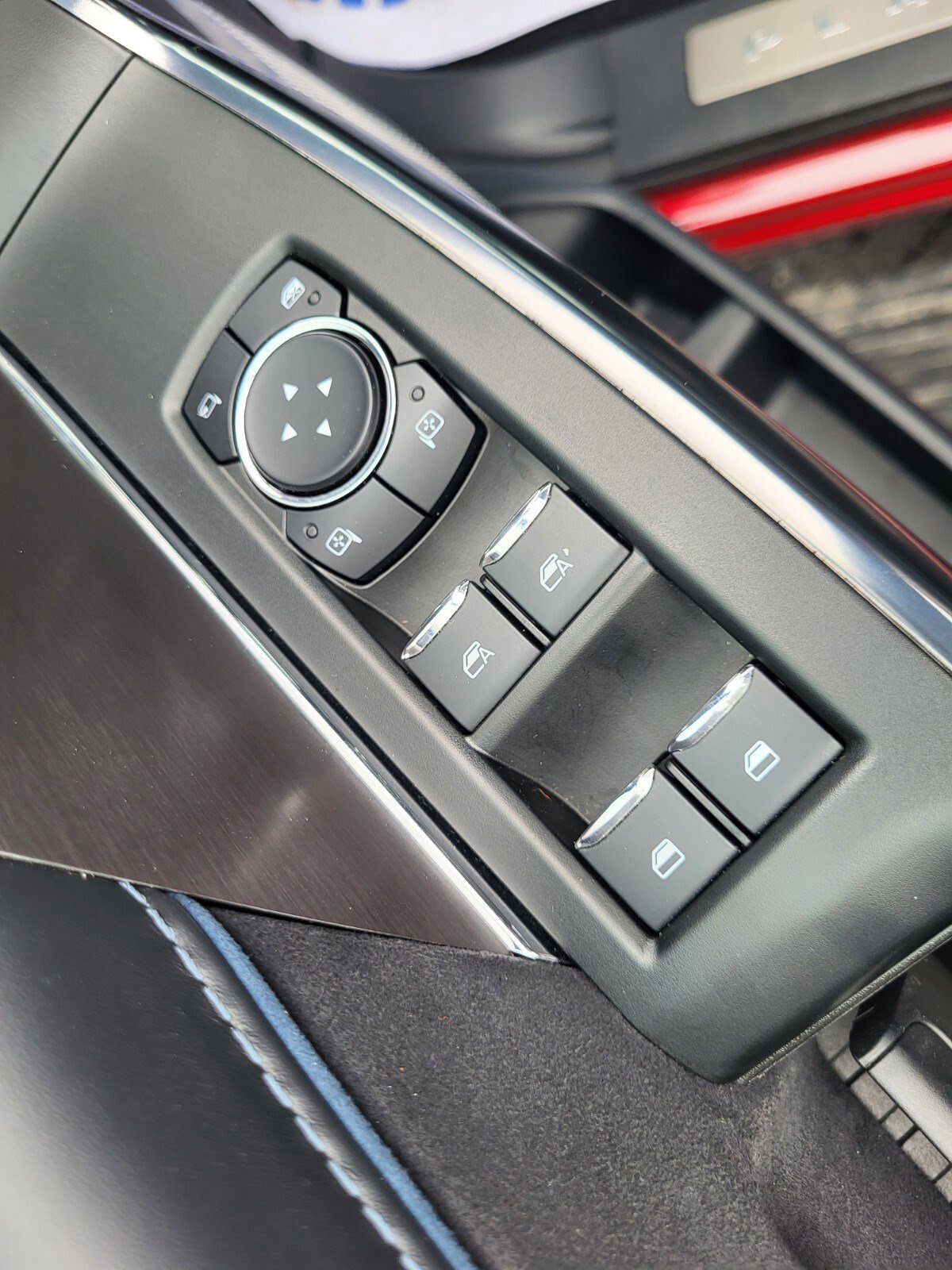 Certified 2025 Ford F150 Platinum w/ Equipment Group 702A High image 16